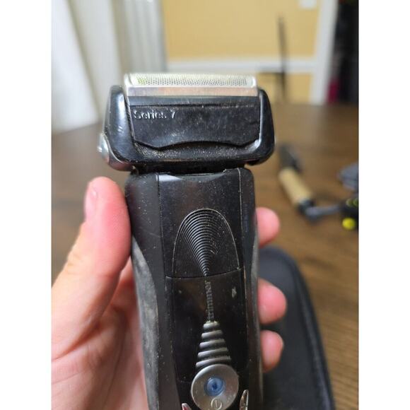 BRAUN Series 78Electric Shaver 760cc. 19 - Picture 6 of 16